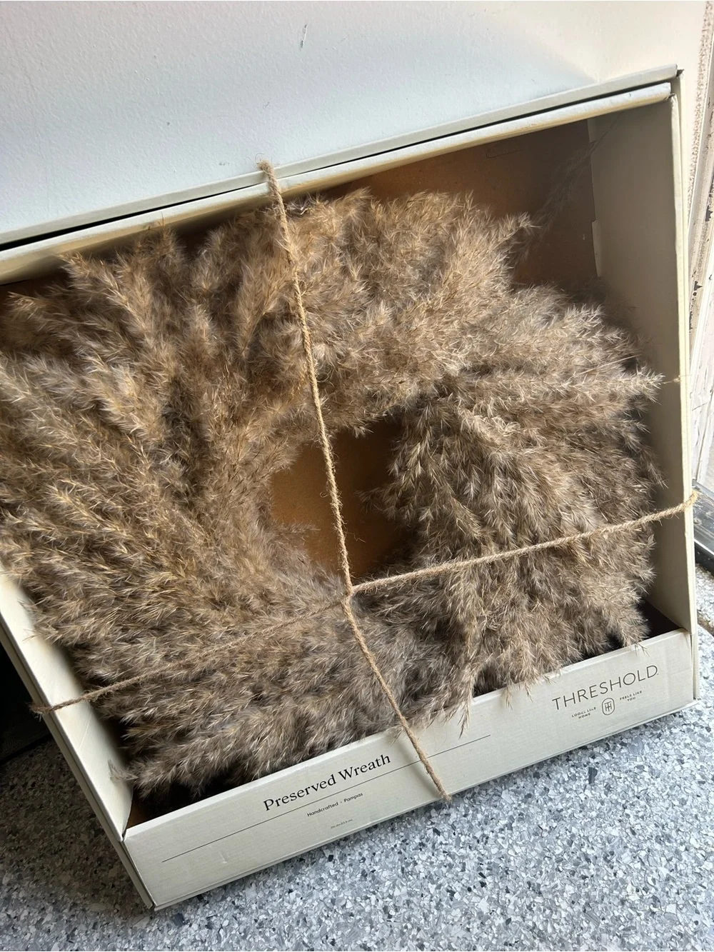 NWT Threshold Preserved Pompas Grass Wreath